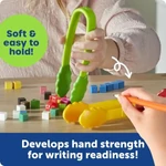 Kép 2/6 - Ügyesítő csipesz kicsiknek - Flex-Grip (1 db)