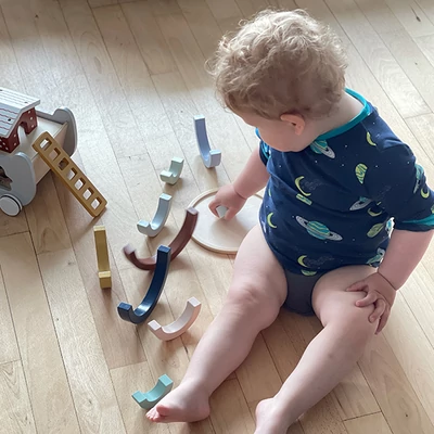 Szivárvány fa építőjáték Magni